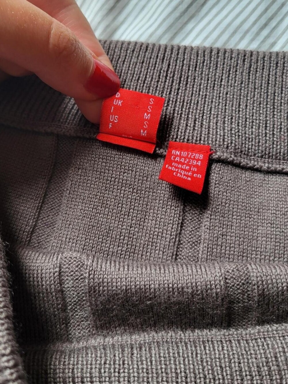 Wool blend knit skirt - Picture 3 of 5